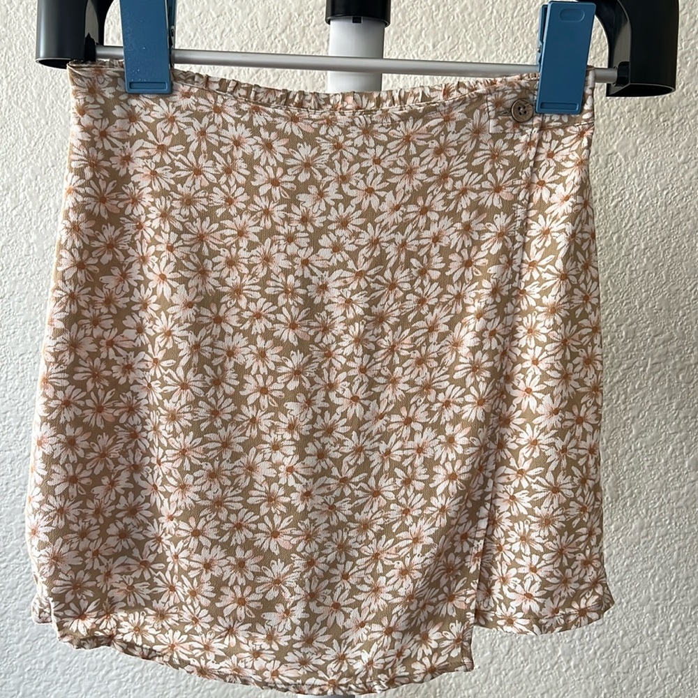 Floral skort